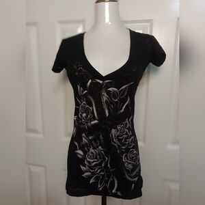 Black Floral Women's Short Sleeve Tee NWOT